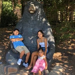 Meet your Posher, Isela